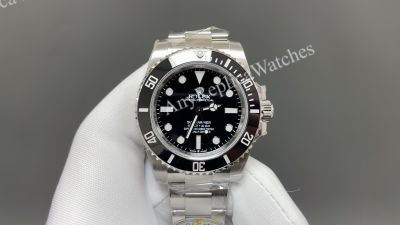 Clean Factory Rolex Submariner 41mm 3235 Movement Black Face SS Oyster Band Watch